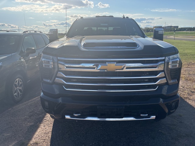2024 Chevrolet Silverado 3500HD High Country
