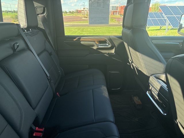 2024 Chevrolet Silverado 3500HD High Country