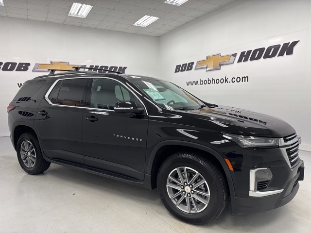 used 2022 Chevrolet Traverse car, priced at $22,998