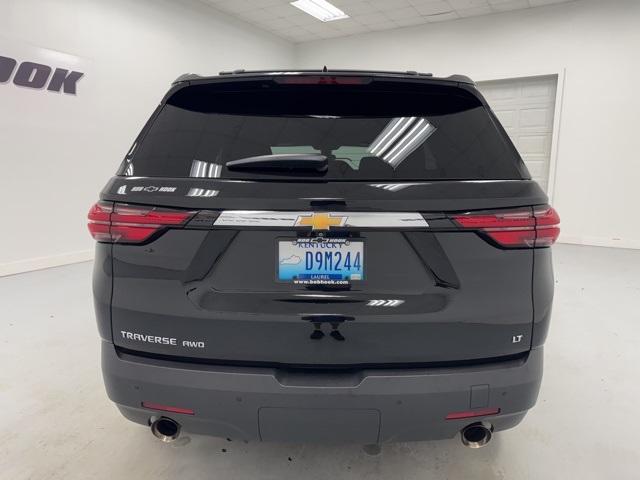 used 2022 Chevrolet Traverse car, priced at $22,998