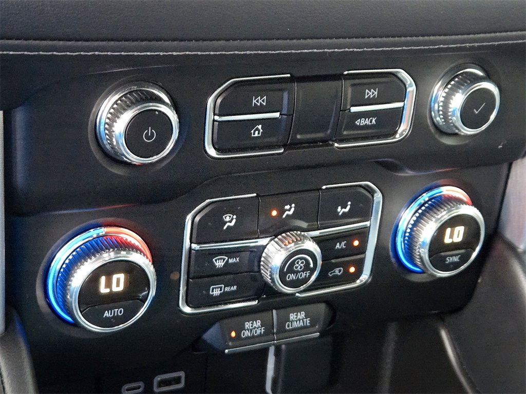 2024 Gmc Yukon SLE photo 20