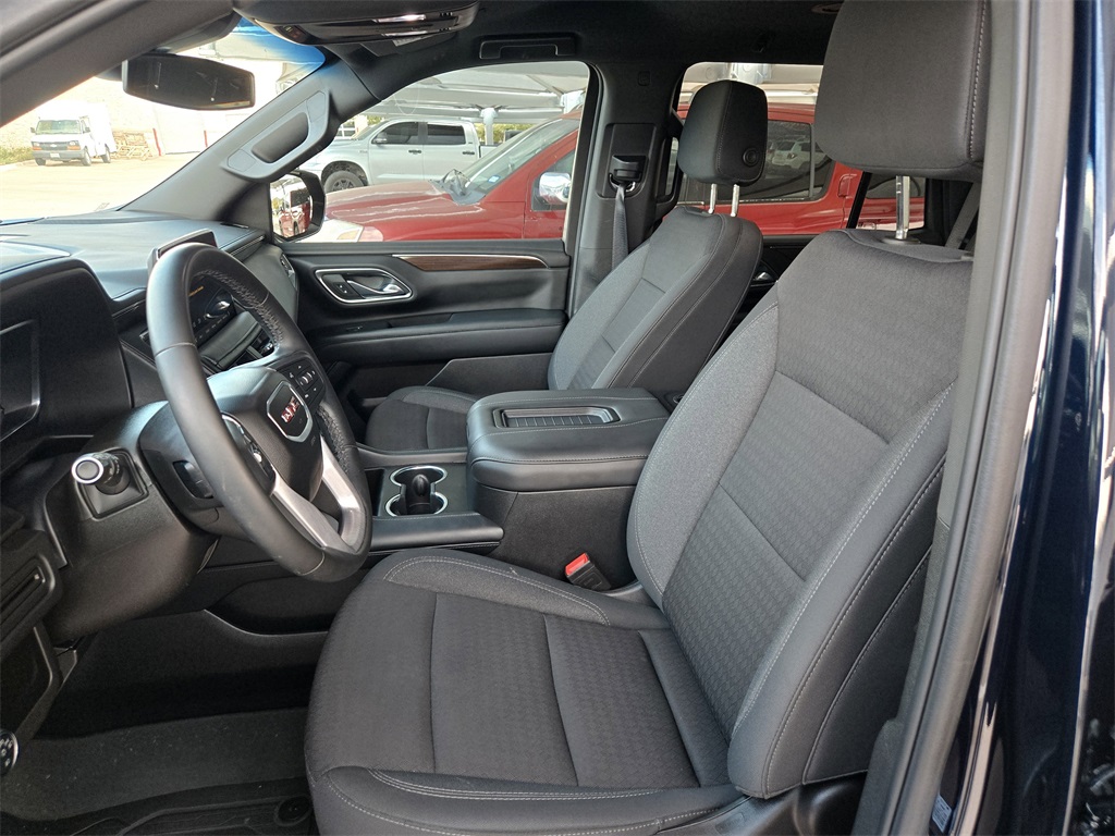 2024 Gmc Yukon SLE photo 25