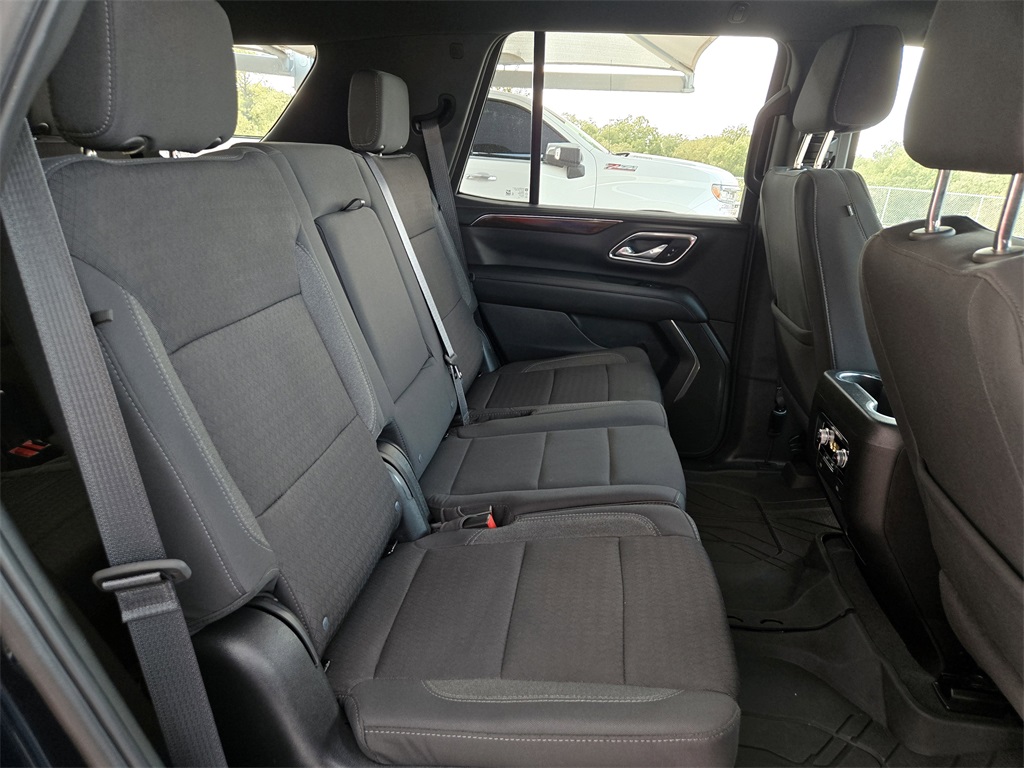 2024 Gmc Yukon SLE photo 29