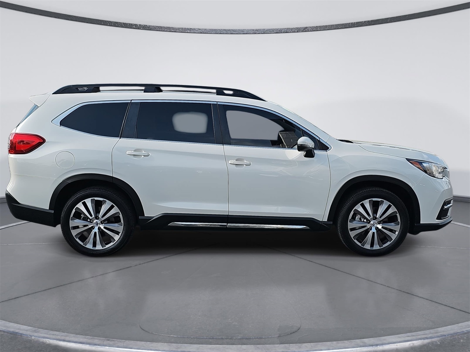2022 Subaru Ascent Limited's photo