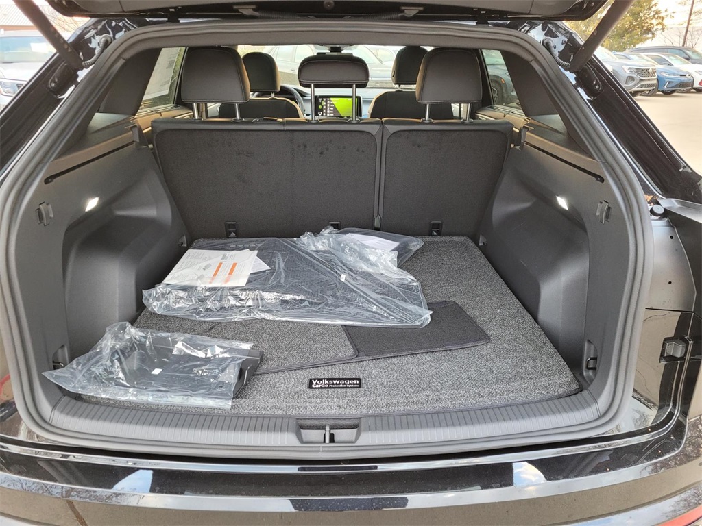 new 2026 Volkswagen Atlas Cross Sport car, priced at $48,800