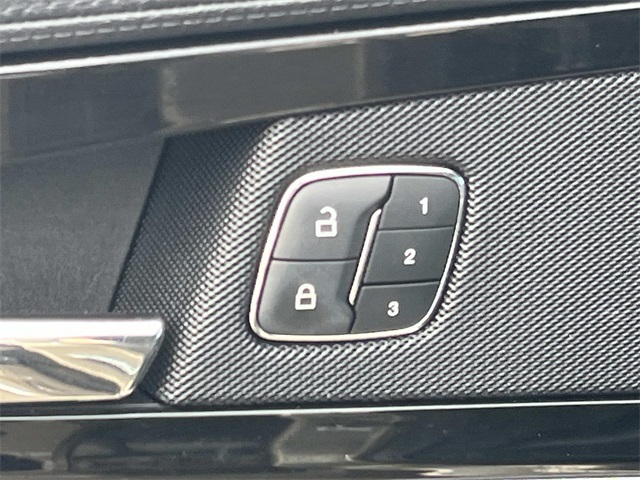 used 2021 Lincoln Nautilus car, priced at $26,991