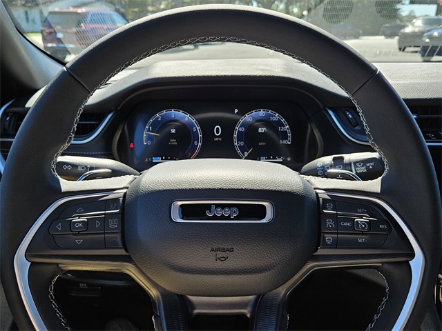 2025 Jeep Grand Cherokee L Laredo X 4x4