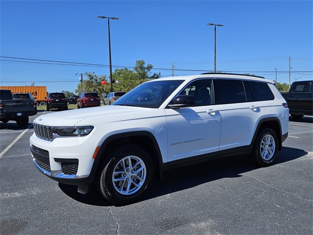 2025 Jeep Grand Cherokee L Laredo X 4x4