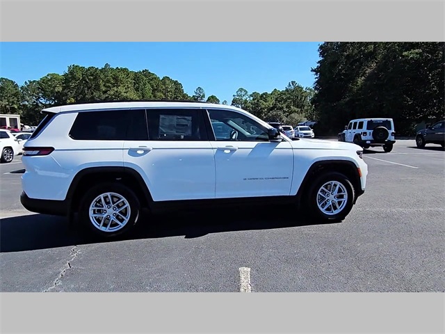 2025 Jeep Grand Cherokee L Laredo X 4x4