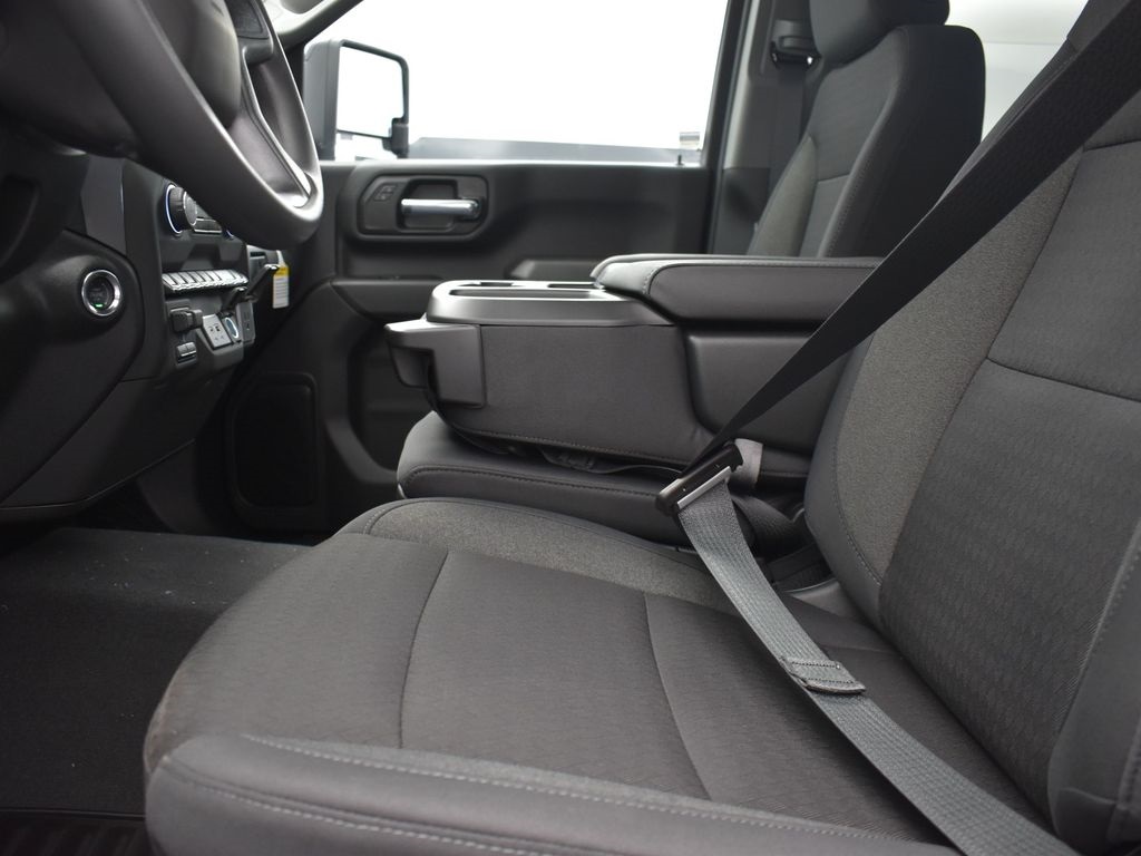 2025 Summit White Chevrolet Silverado 2500HD Custom 4X4 Truck
