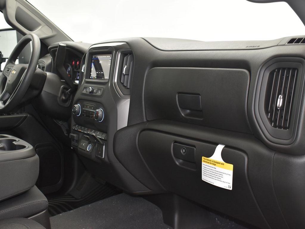 2025 Summit White Chevrolet Silverado 2500HD Custom 4X4 Truck
