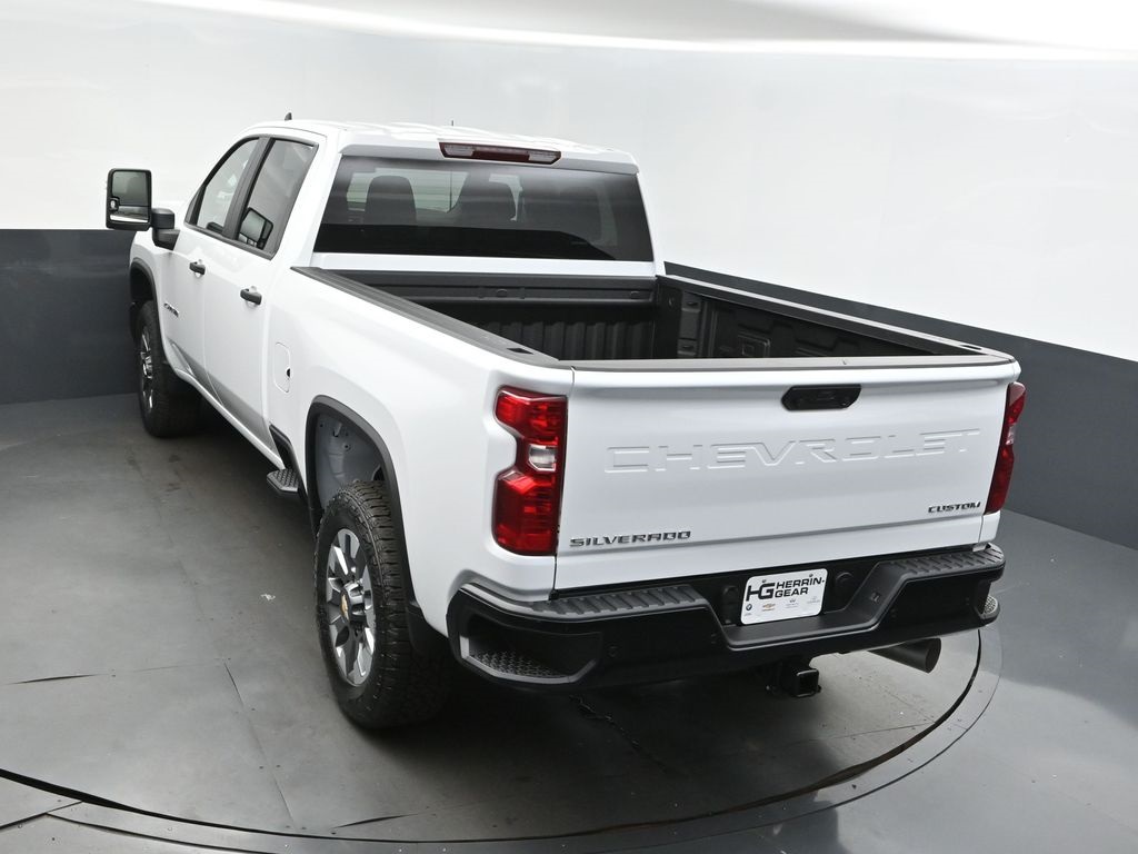 2025 Summit White Chevrolet Silverado 2500HD Custom 4X4 Truck