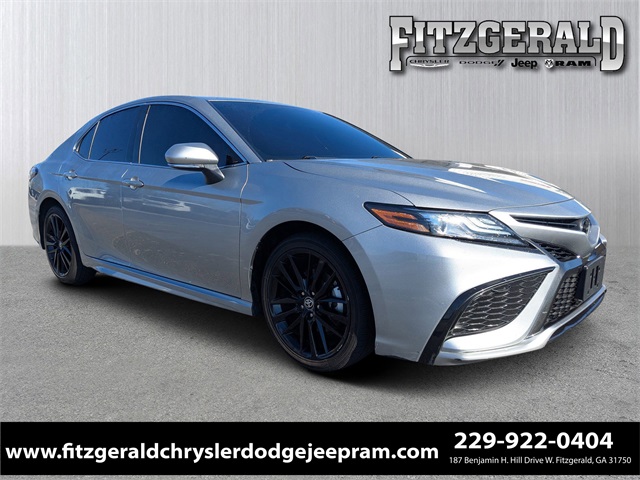 2023 Toyota Camry XSE's photo