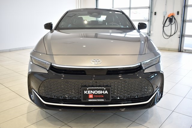 2026 Toyota Crown Platinum photo 2