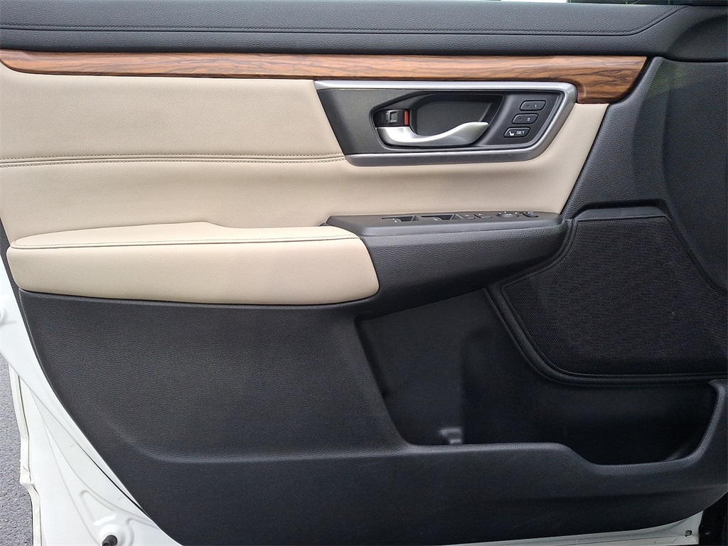 used 2017 Honda CR-V car, priced at $15,219