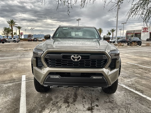 2025 Toyota Tacoma TRD Off-Road Double Cab photo 2