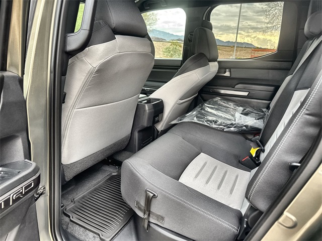2025 Toyota Tacoma TRD Off-Road Double Cab photo 26