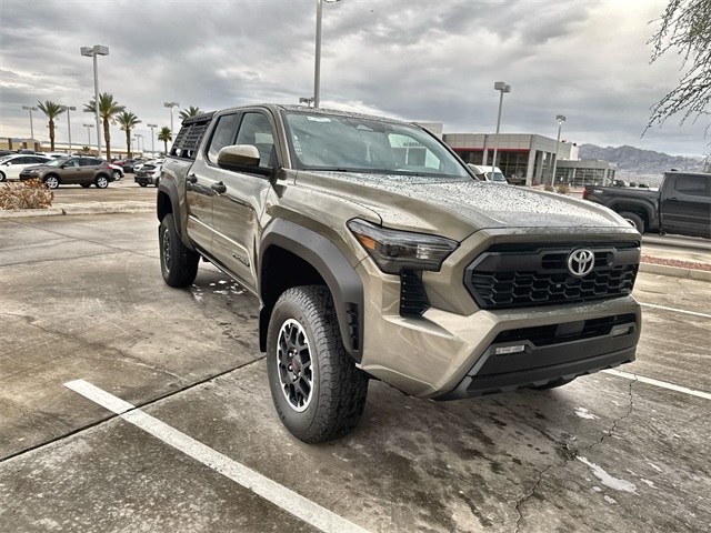 2025 Toyota Tacoma TRD Off-Road Double Cab photo 3