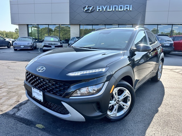 2023 Abyss Black Pearl Hyundai Kona SEL SUV