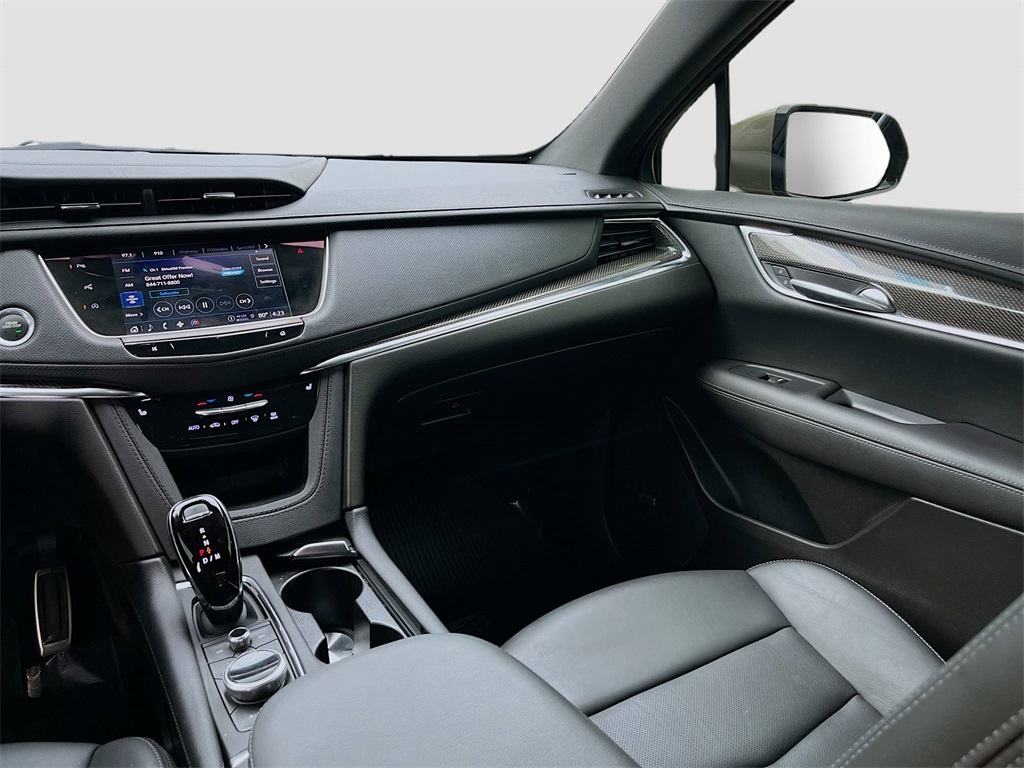2022 Cadillac XT5 Sport photo 18