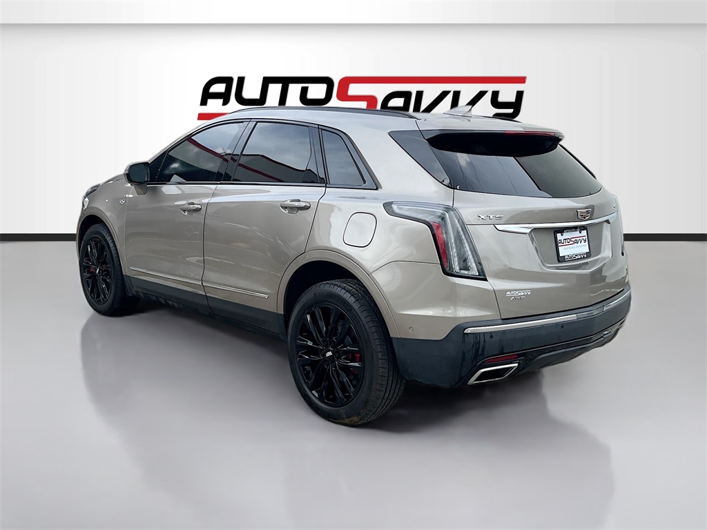 2022 Cadillac XT5 Sport photo 3