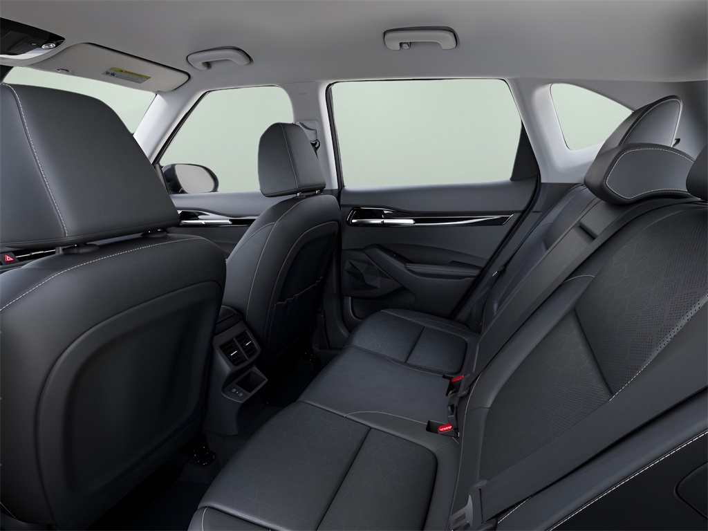 2025 Kia Seltos SX photo 2