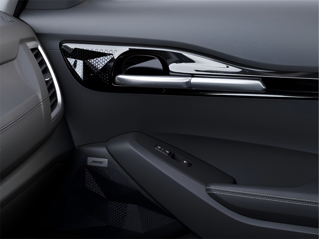 2025 Kia Seltos SX photo 8