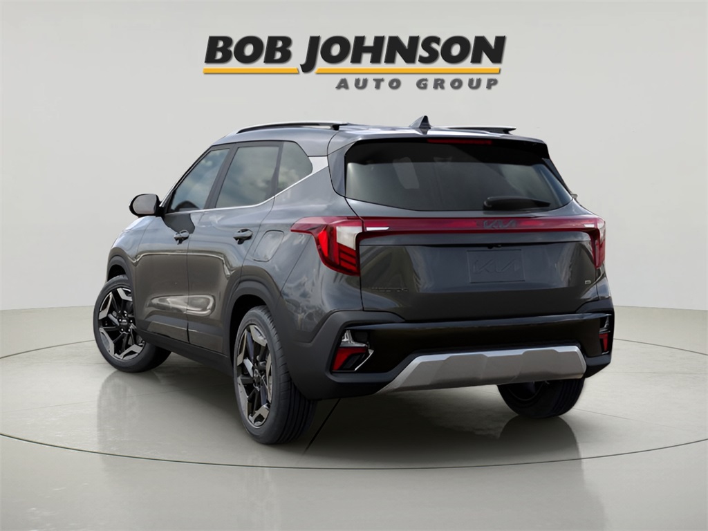2025 Kia Seltos SX photo 14