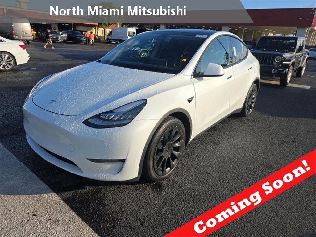 2023 Tesla Model Y Long Range's photo