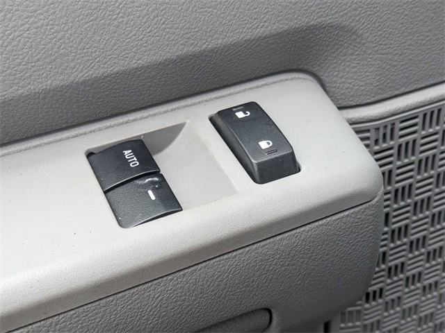 2024 Ford E-350 photo 12