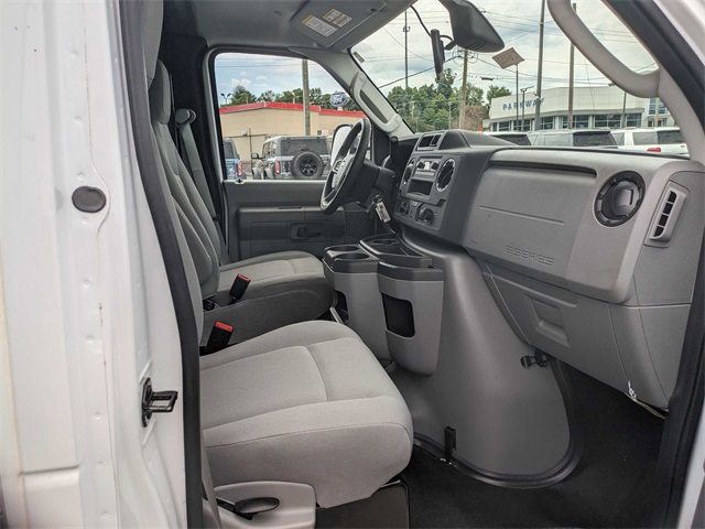 2024 Ford E-350 photo 27