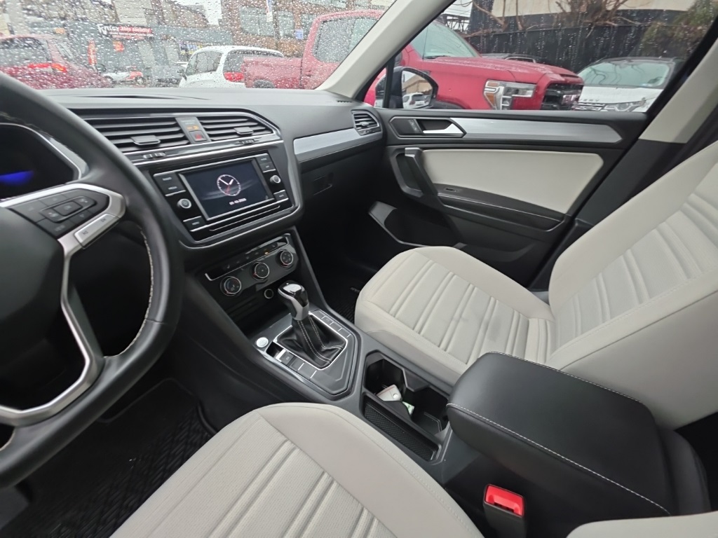 used 2023 Volkswagen Tiguan car