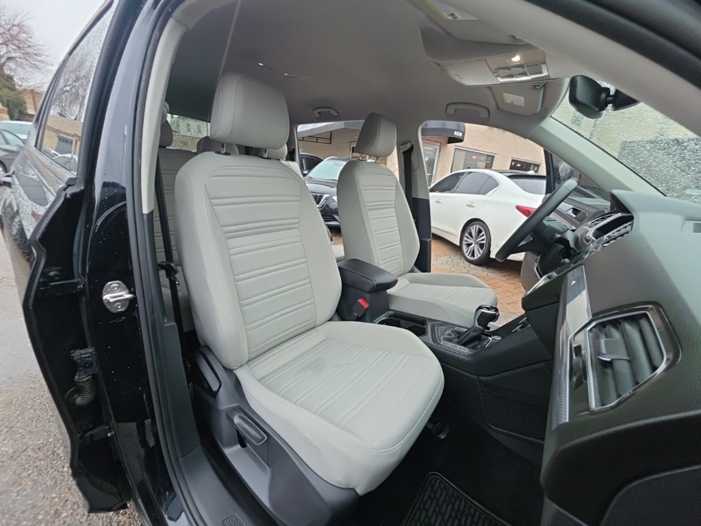 used 2023 Volkswagen Tiguan car