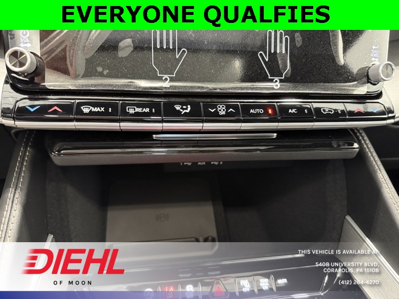 2025 Jeep Wagoneer Series II Carbide photo 24