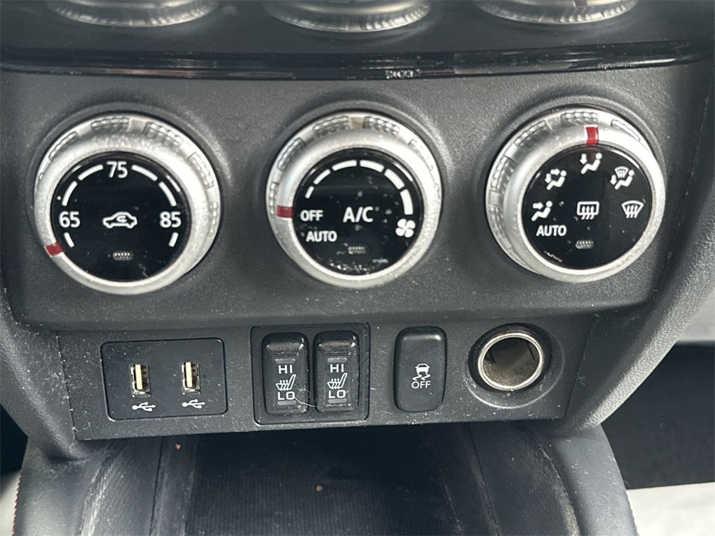 used 2020 Mitsubishi Outlander Sport car, priced at $13,595