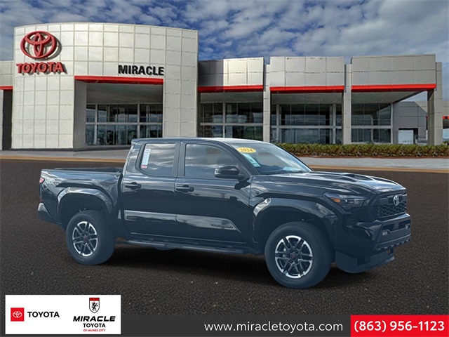 2024 Toyota Tacoma TRD Sport's photo