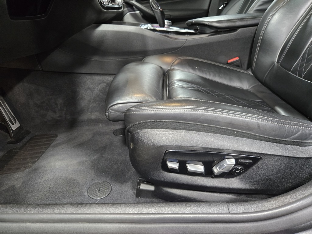 2018 Bmw M550i xDrive Sedan photo 10