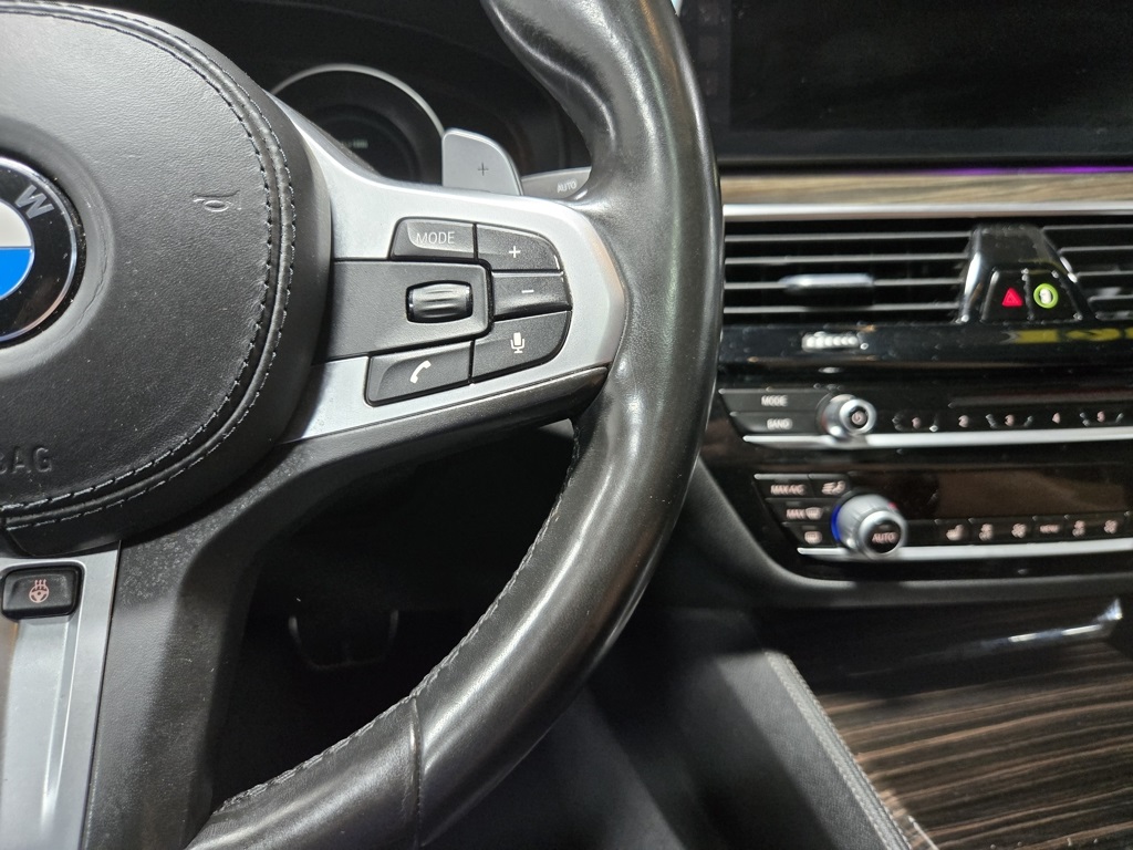 2018 Bmw M550i xDrive Sedan photo 16