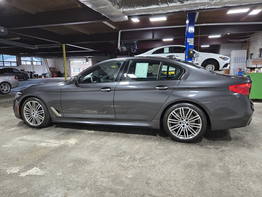 2018 Bmw M550i xDrive Sedan photo 2