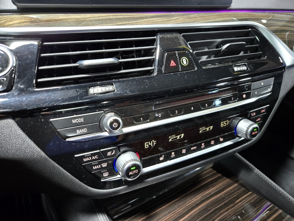 2018 Bmw M550i xDrive Sedan photo 26