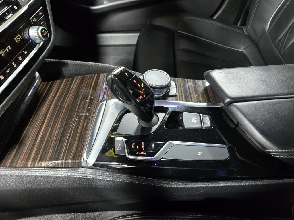 2018 Bmw M550i xDrive Sedan photo 27