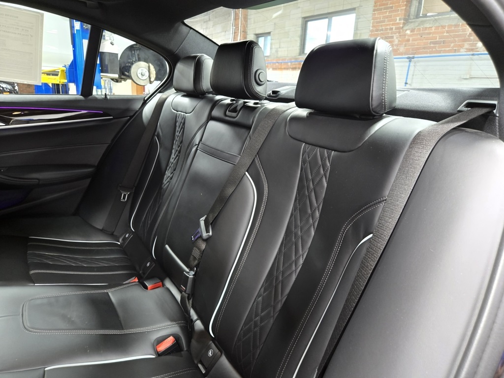 2018 Bmw M550i xDrive Sedan photo 31