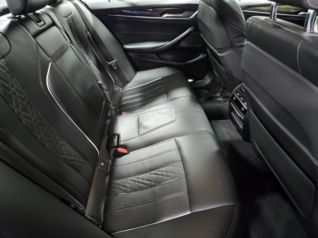 2018 Bmw M550i xDrive Sedan photo 43