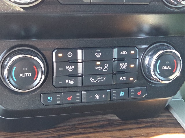 2020 Ford F-150 Lariat photo 21