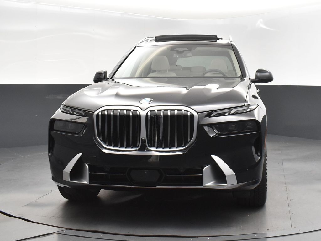2026 Black Sapphire Metallic BMW X7 xDrive40i AWD SUV
