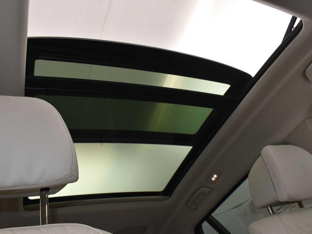 2026 Black Sapphire Metallic BMW X7 xDrive40i AWD SUV