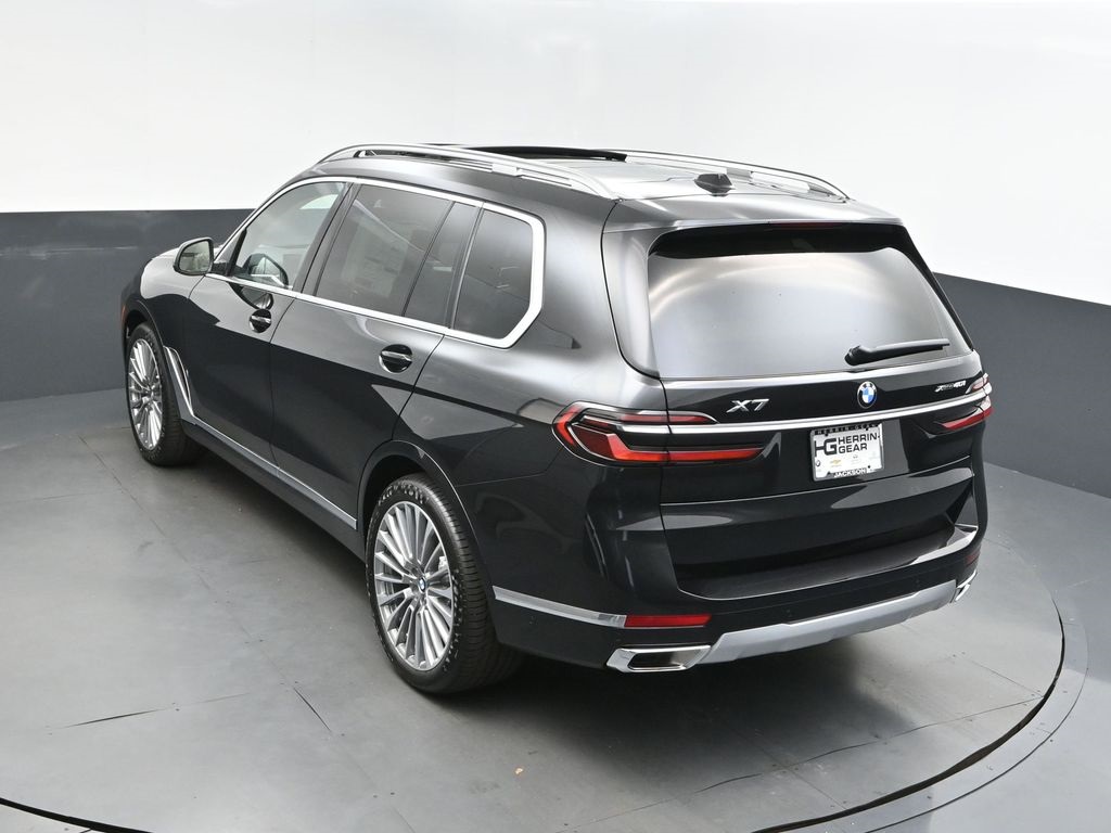 2026 Black Sapphire Metallic BMW X7 xDrive40i AWD SUV