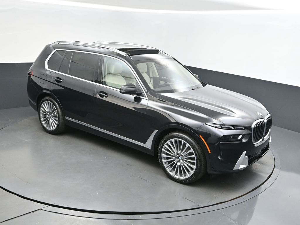 2026 Black Sapphire Metallic BMW X7 xDrive40i AWD SUV
