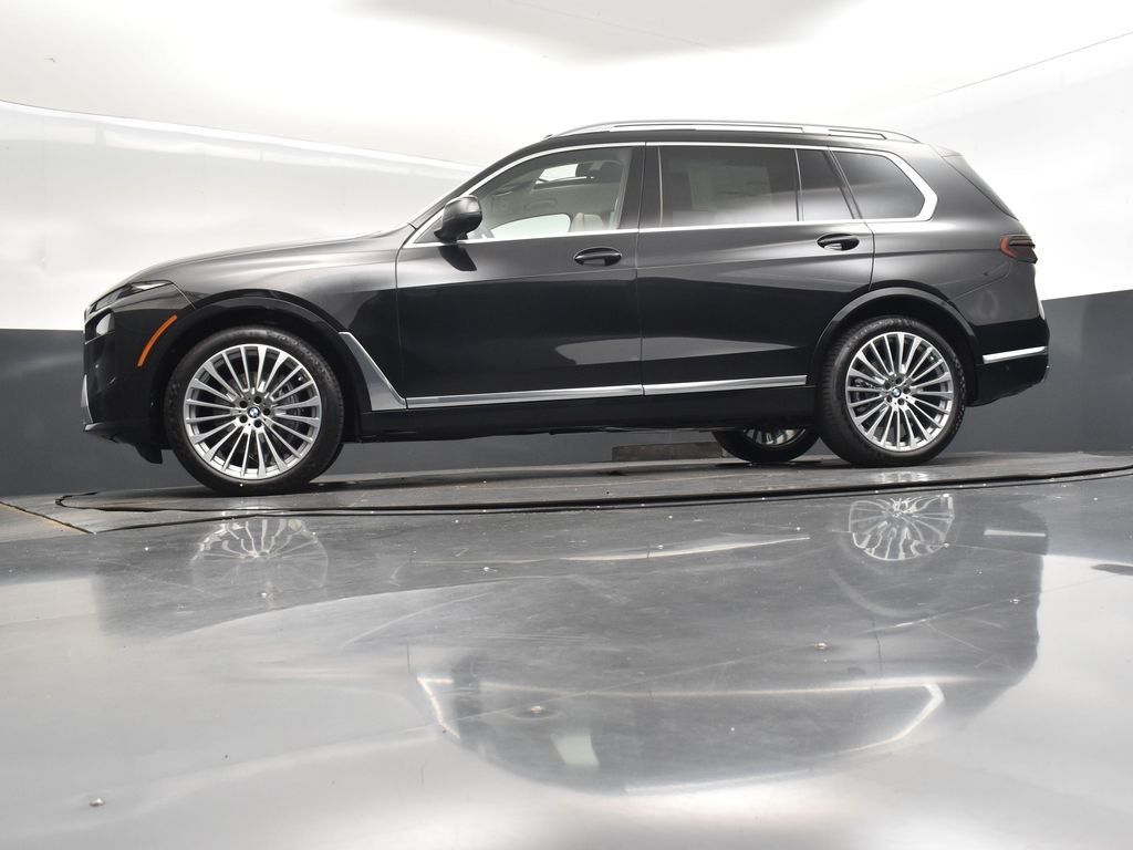 2026 Black Sapphire Metallic BMW X7 xDrive40i AWD SUV