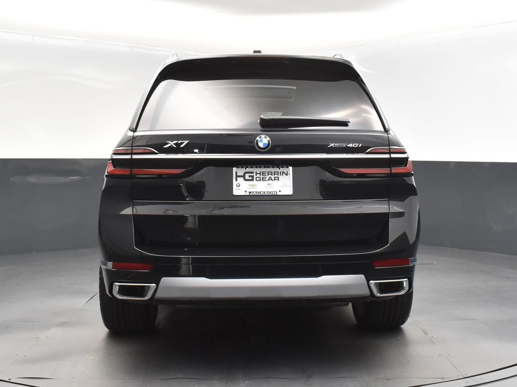 2026 Black Sapphire Metallic BMW X7 xDrive40i AWD SUV